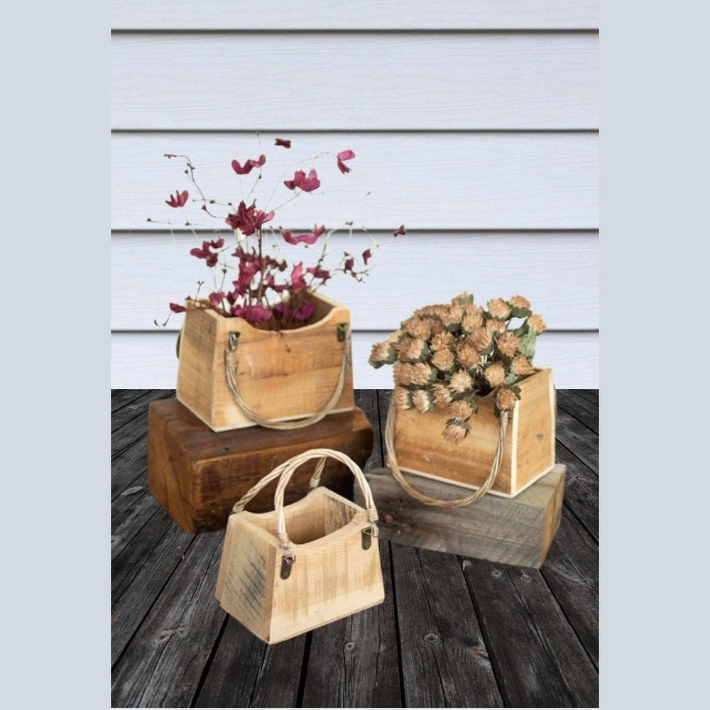 Trio di fioriere artigianali in legno riciclato rustico