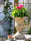 Urna da giardino con base